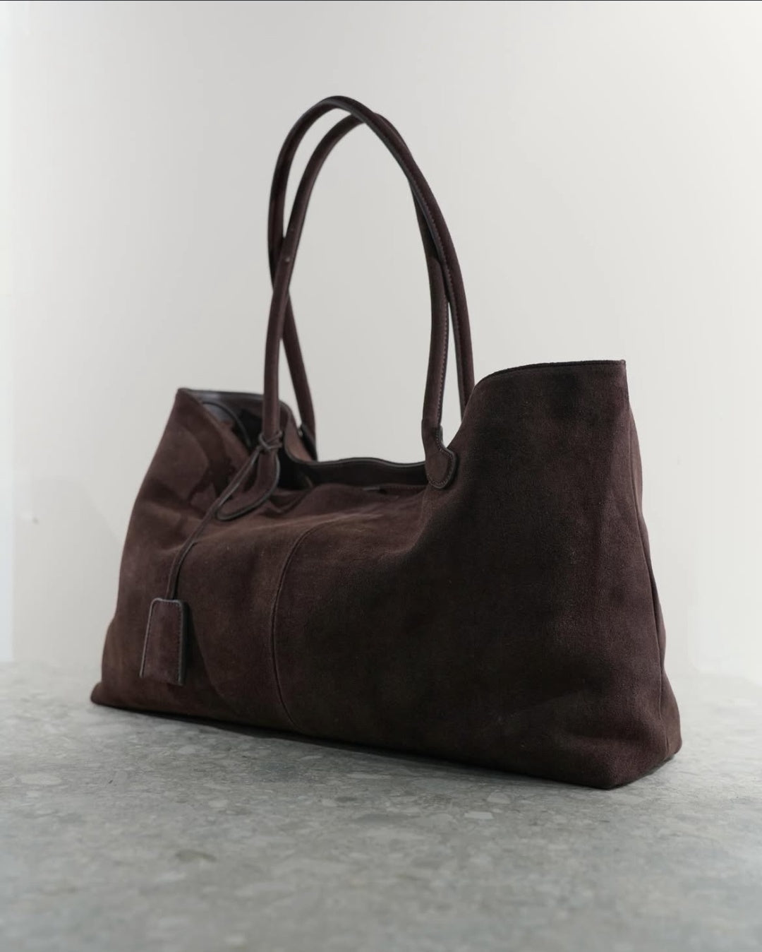 Shopper bag made of genuine suede