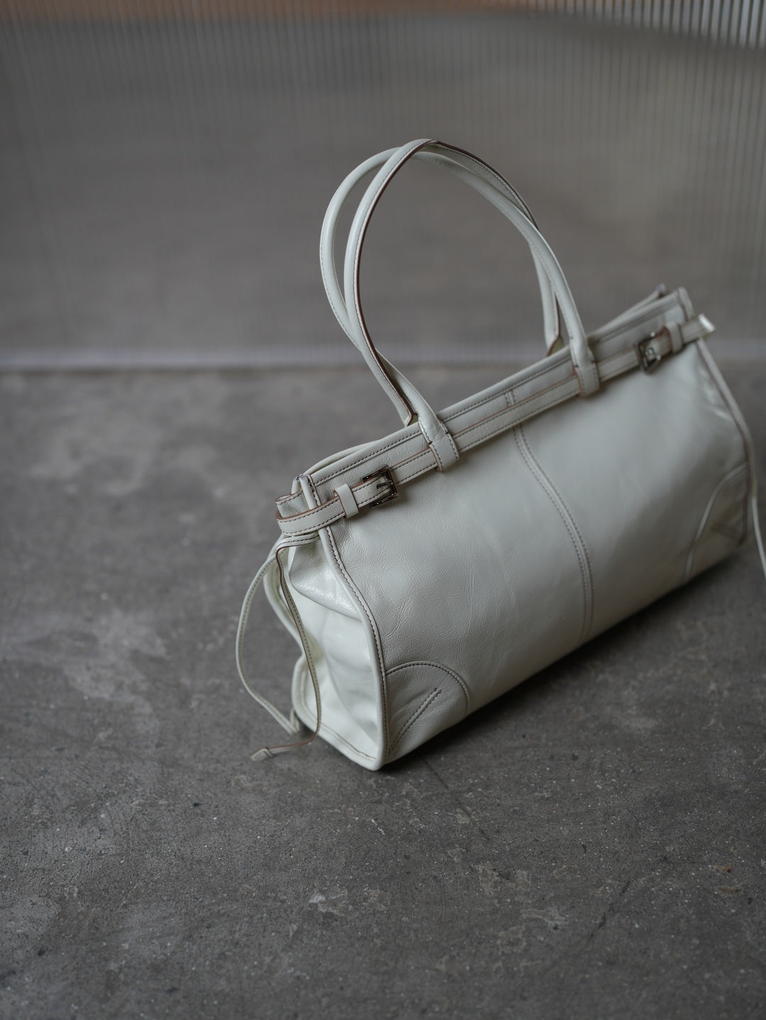 IRIS Genuine leather shopper bag