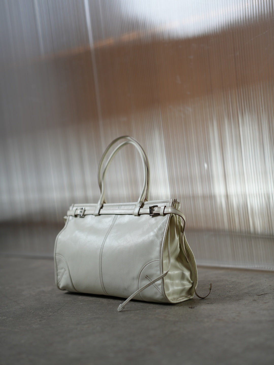 IRIS Genuine leather shopper bag