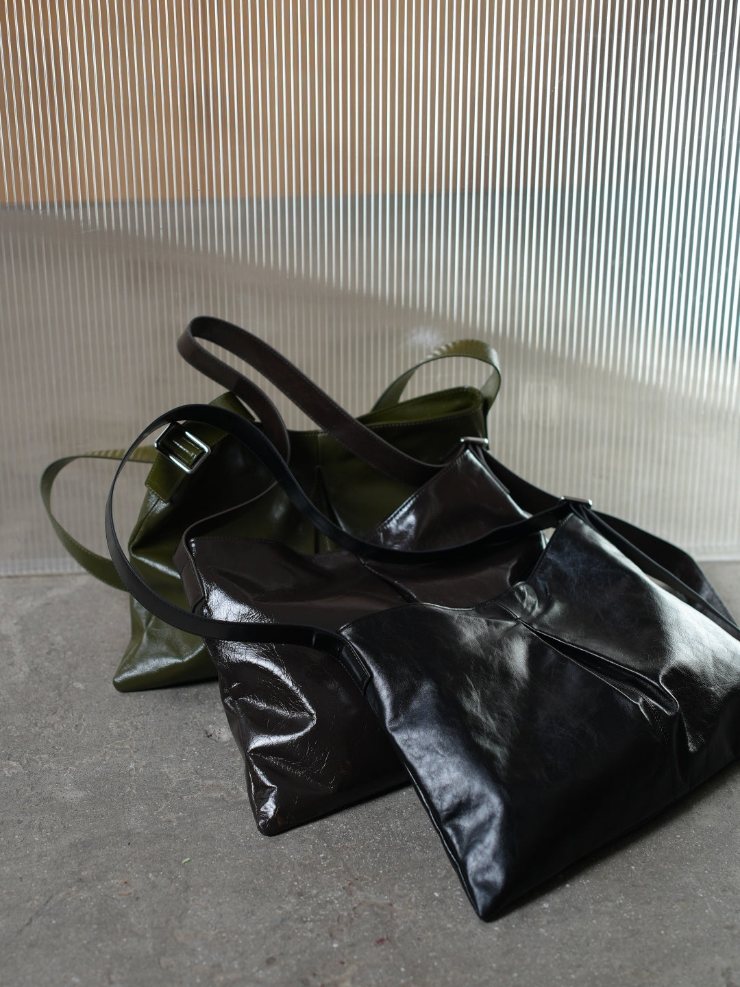 Genuine leather shopper bag