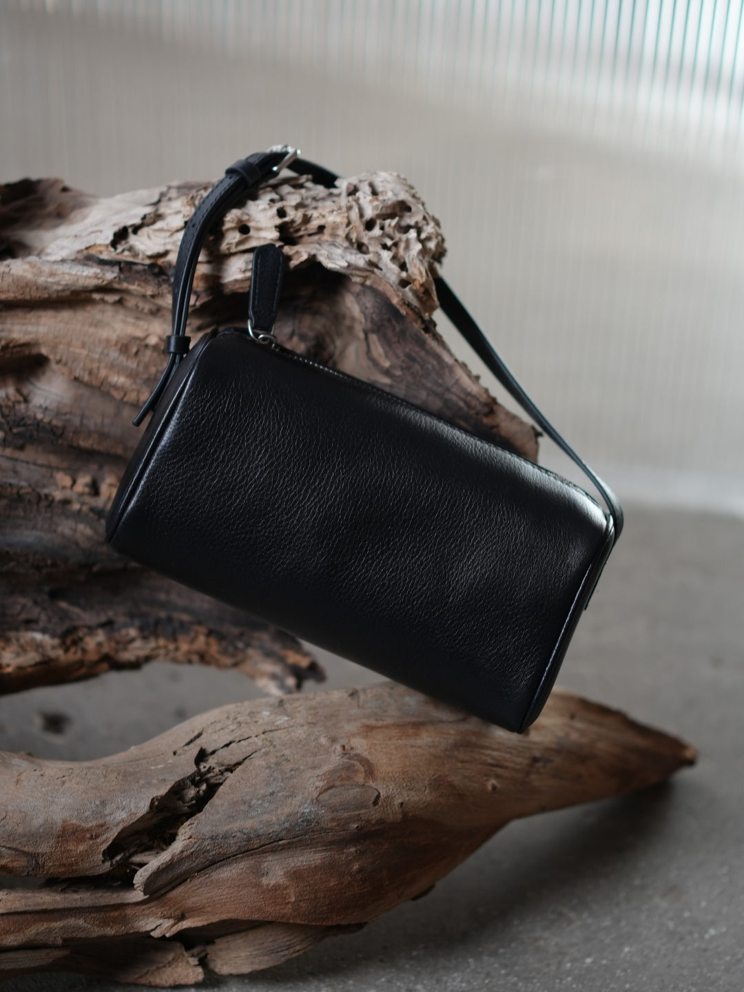 CAMELLIA genuine leather crossbody bag