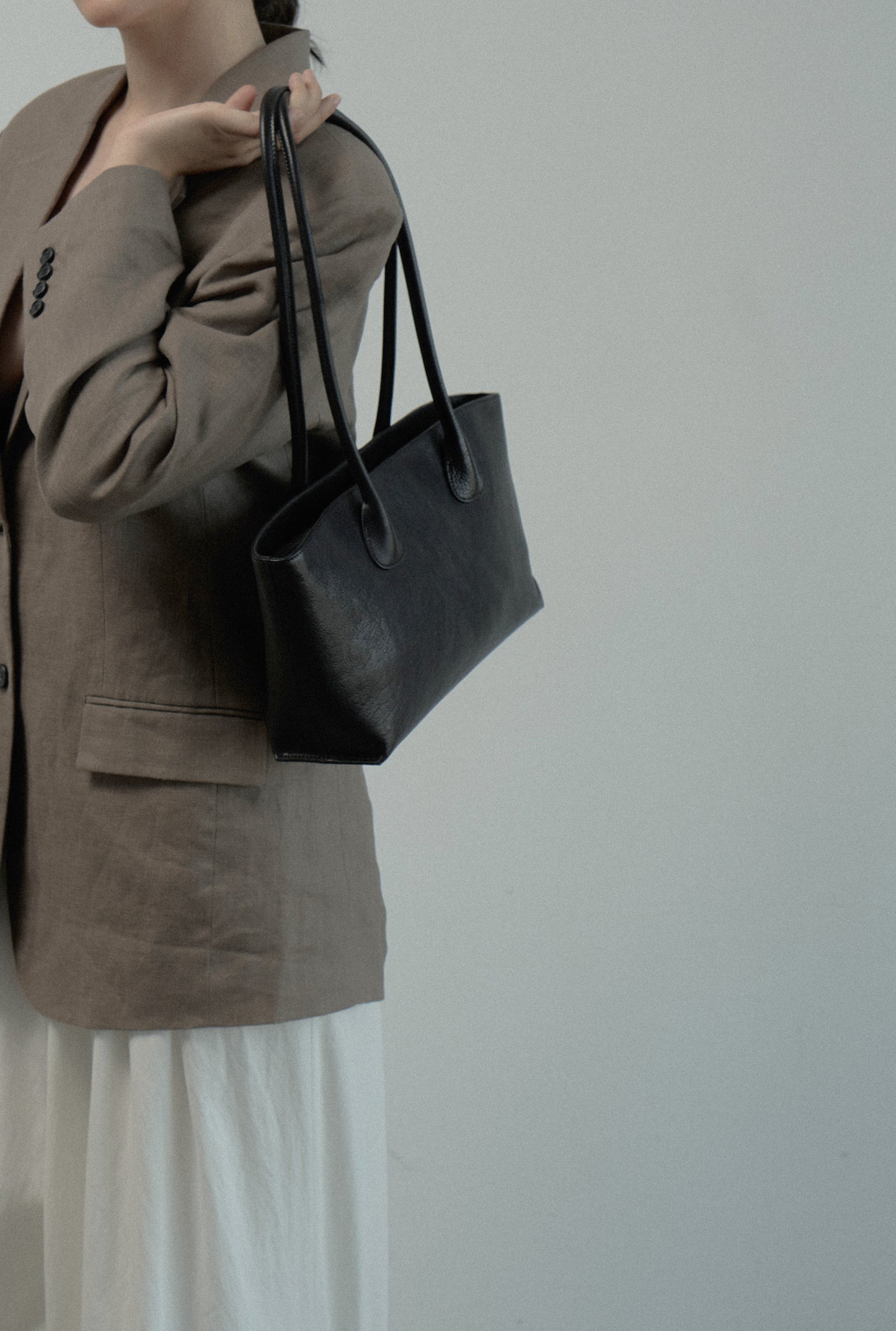 SEOL genuine leather tote bag