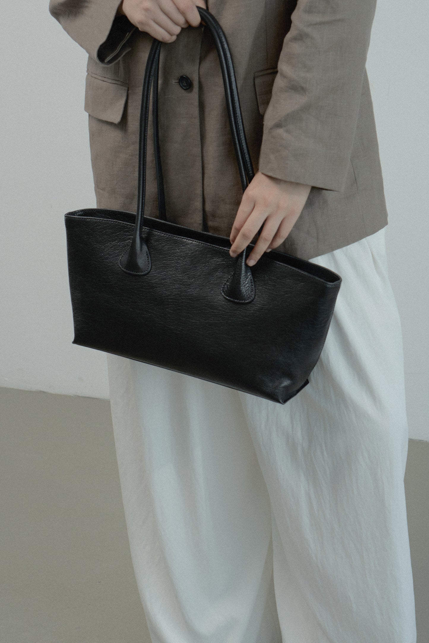 SEOL genuine leather tote bag