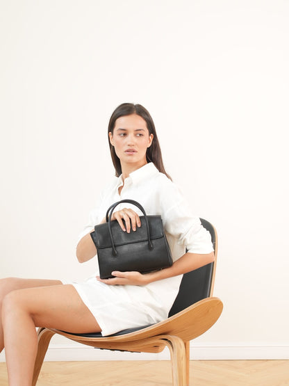 Genuine leather tote bag