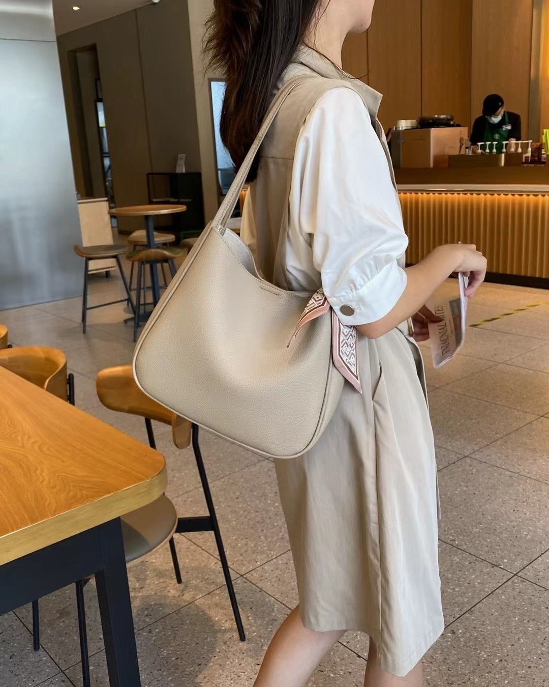 Genuine leather shopper bag