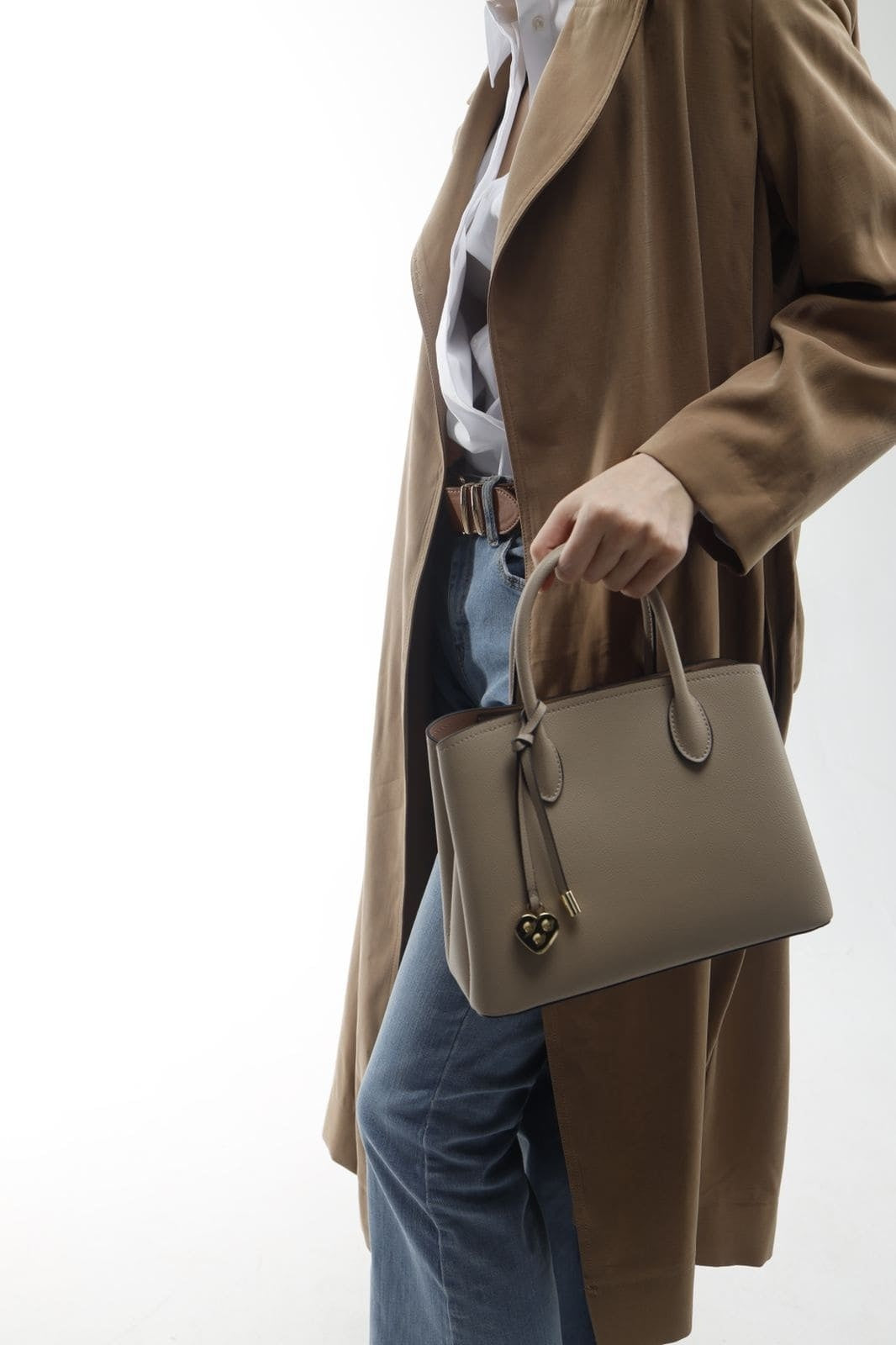 Genuine leather tote bag