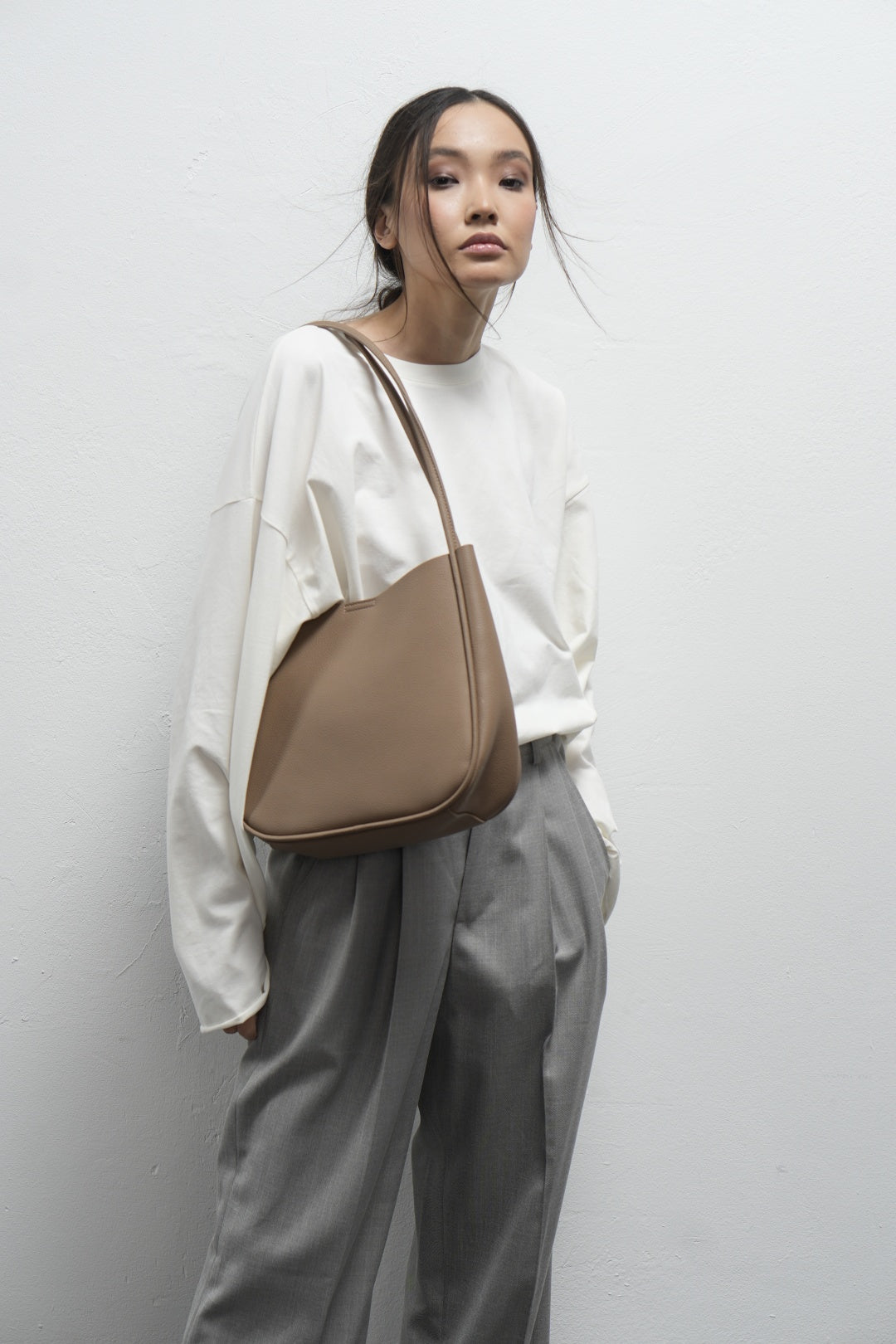 Genuine leather shopper bag