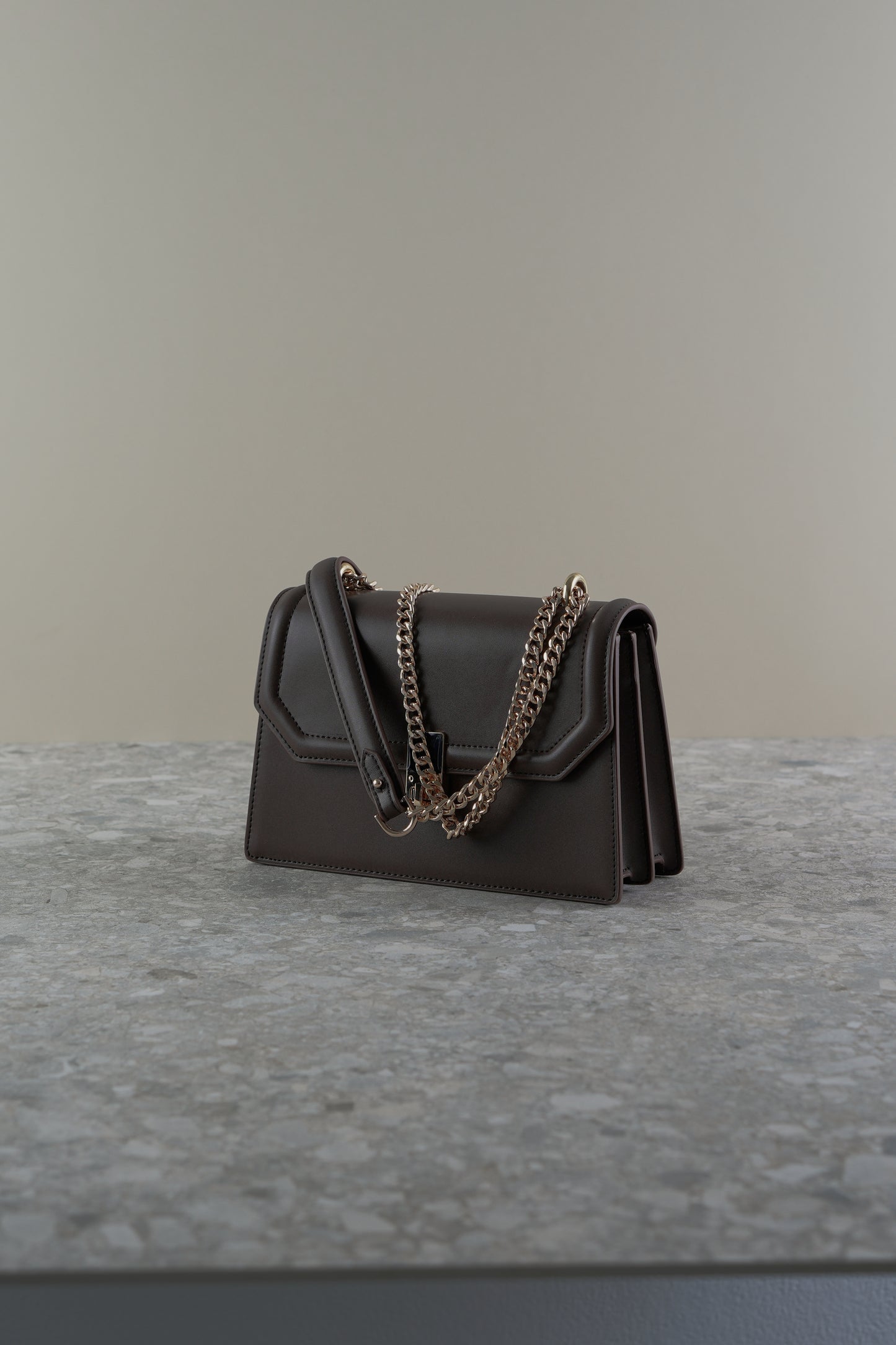 Genuine leather shoulder bag