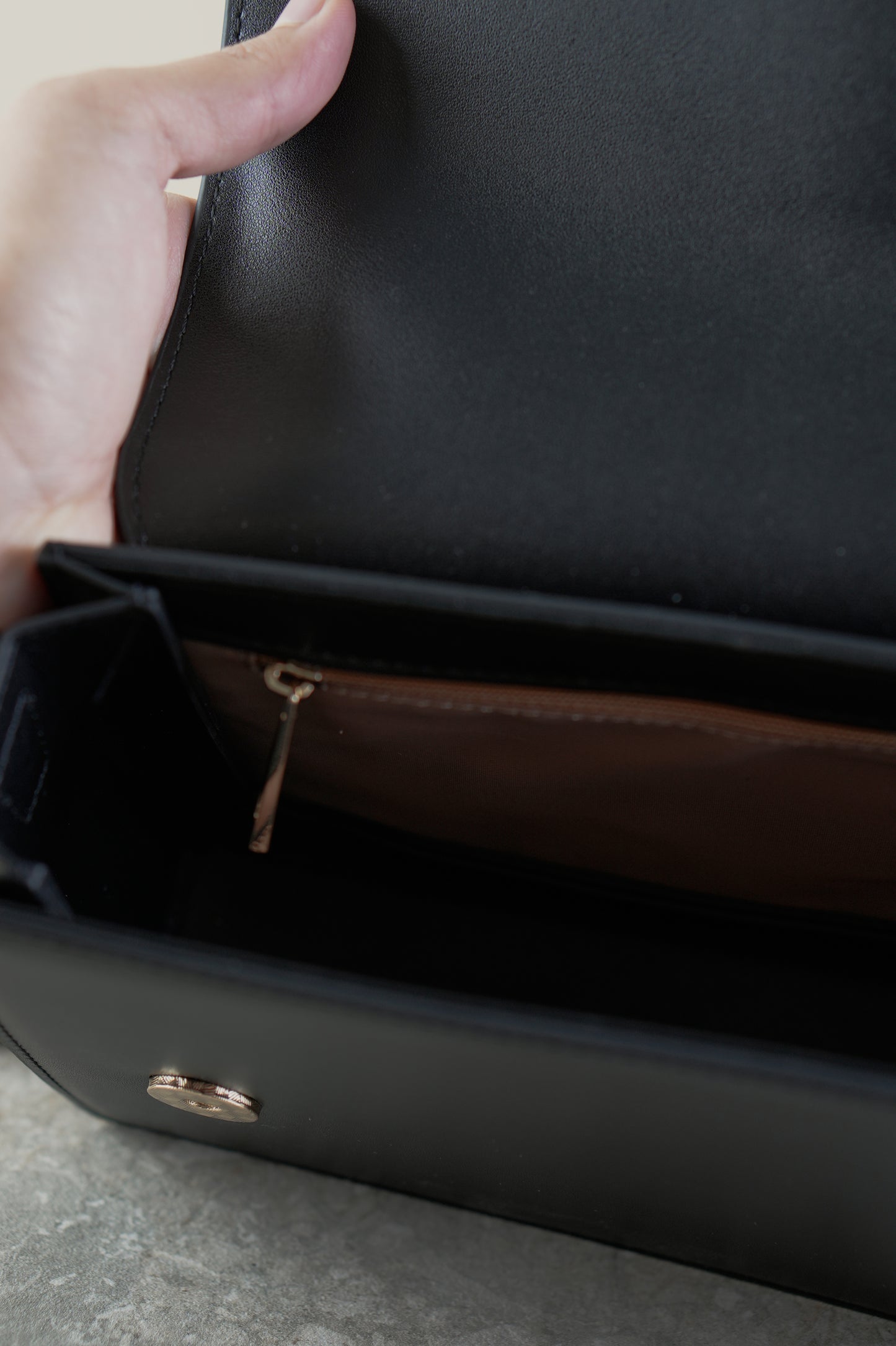 Genuine leather crossbody bag