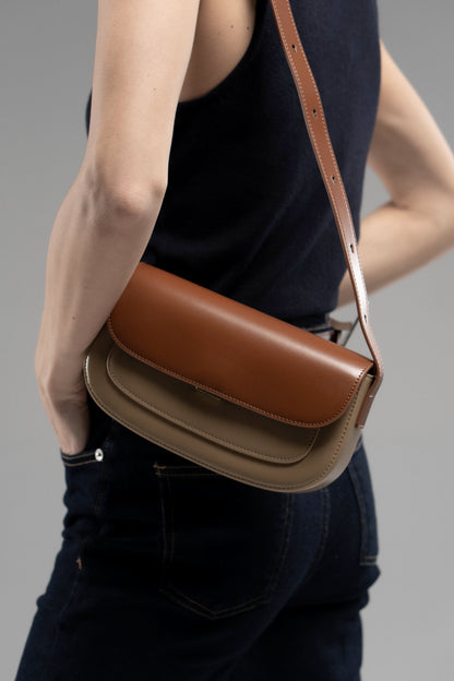 Genuine leather shoulder bag