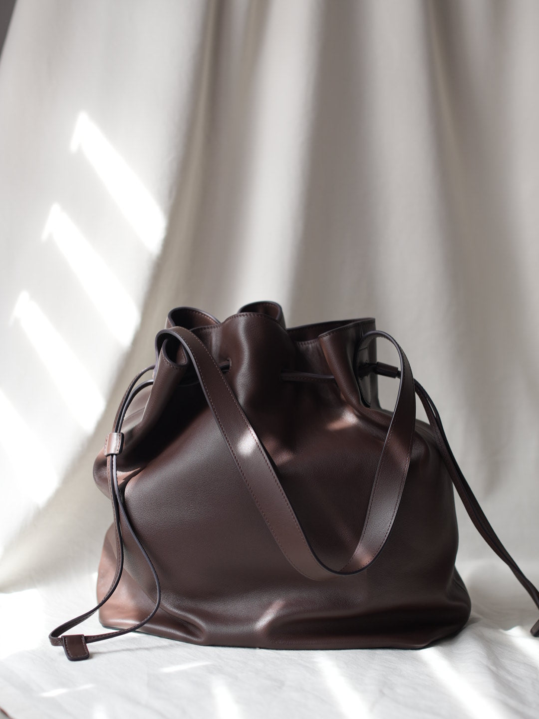 LILAS genuine leather tote bag