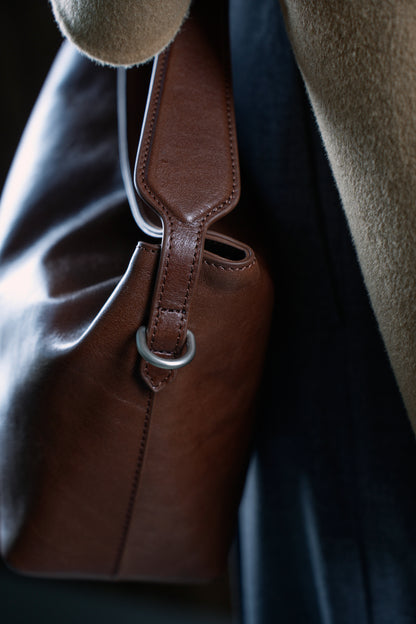 BETTY genuine leather crossbody bag