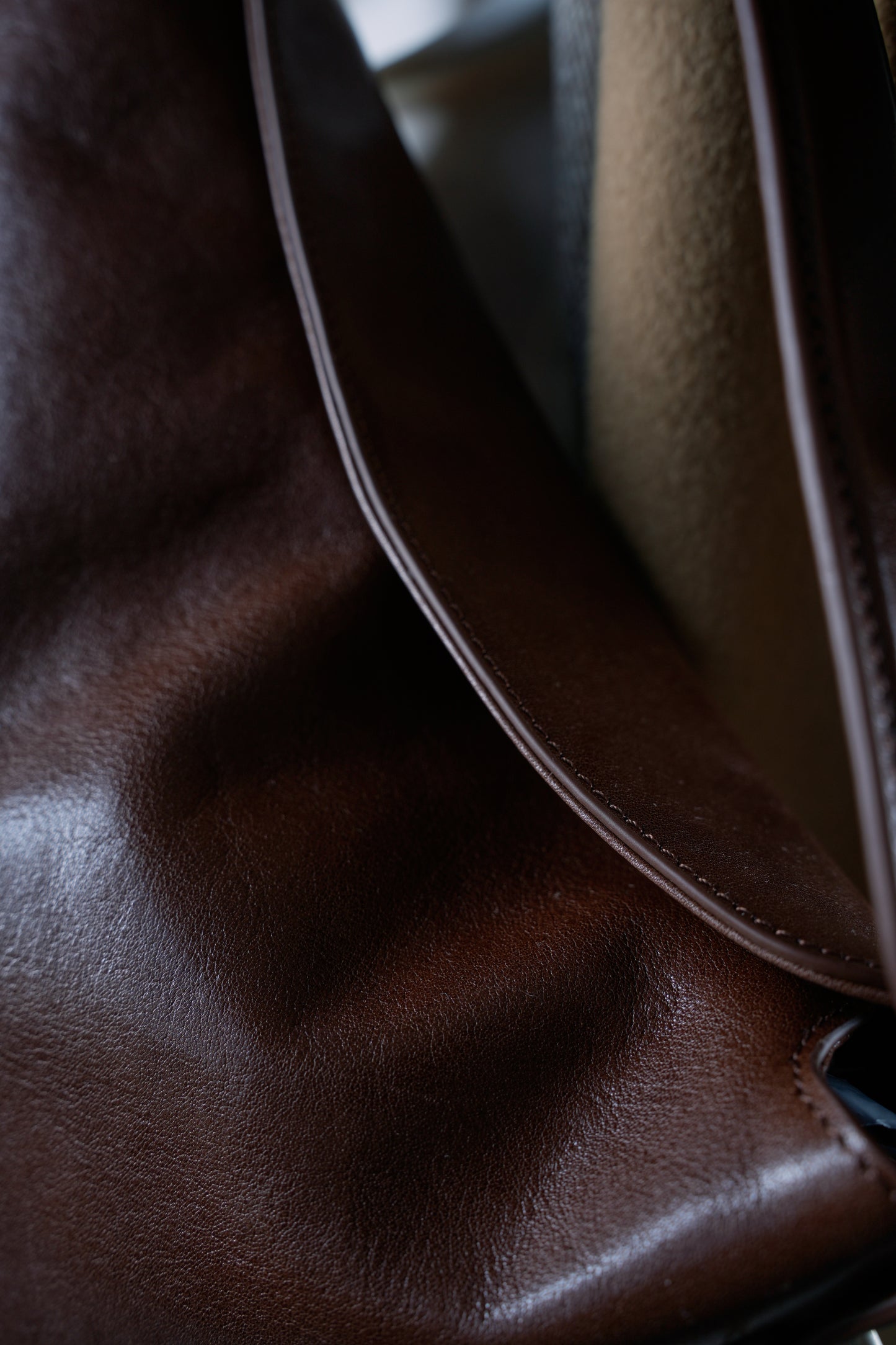 BETTY genuine leather crossbody bag