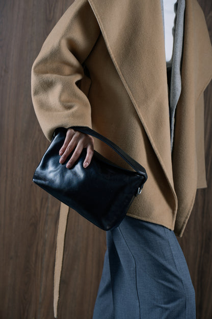 BETTY genuine leather crossbody bag