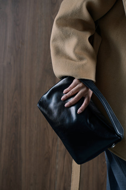 BETTY genuine leather crossbody bag