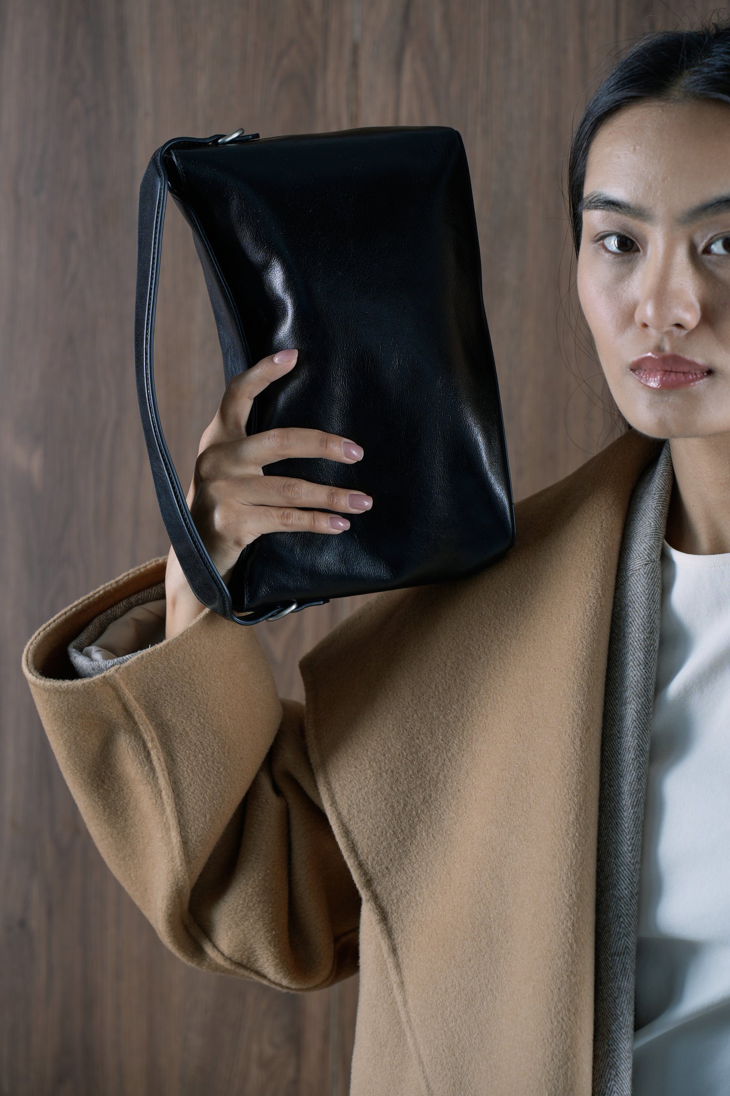 BETTY genuine leather crossbody bag