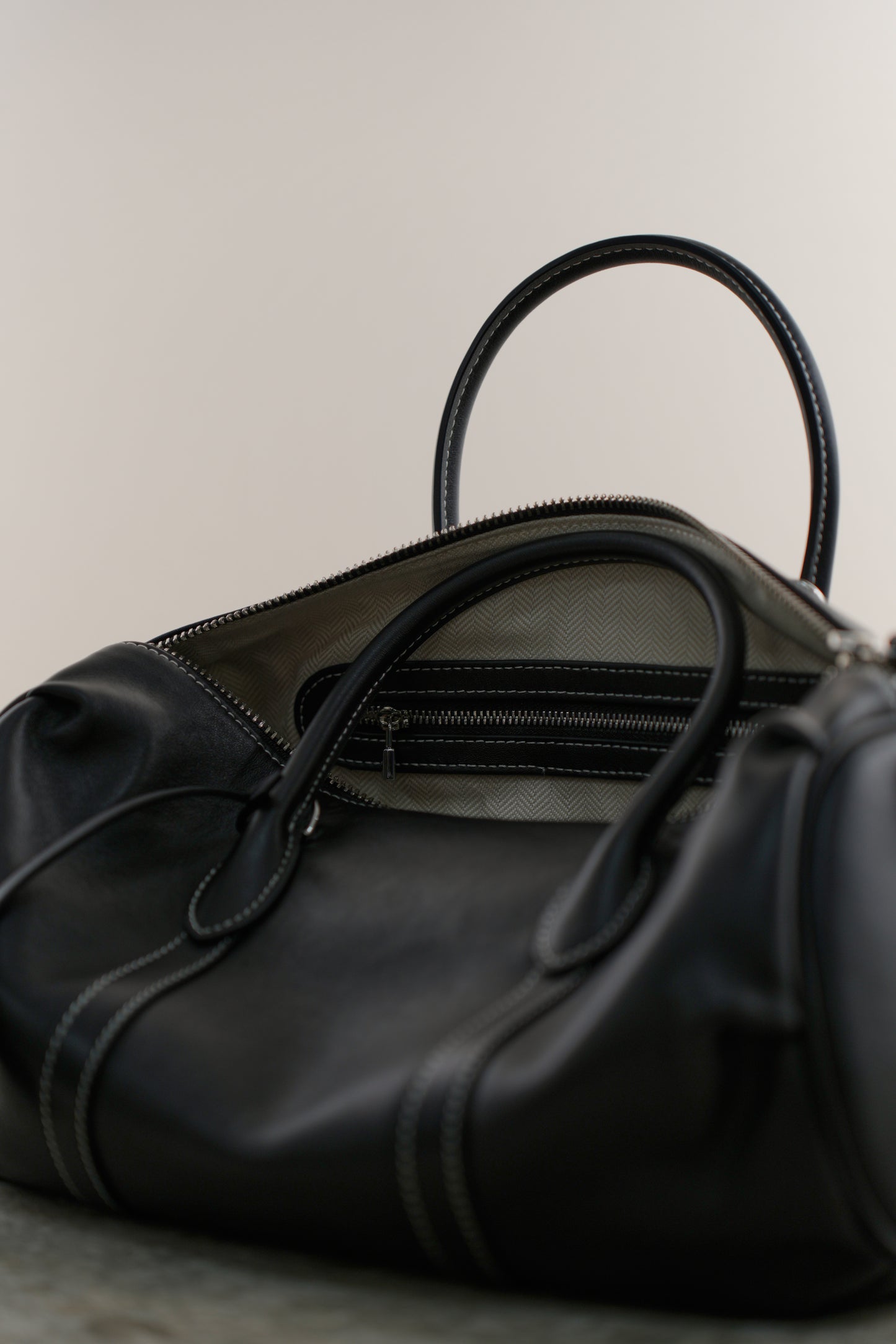 Barrel bag BALANCA made of genuine leather