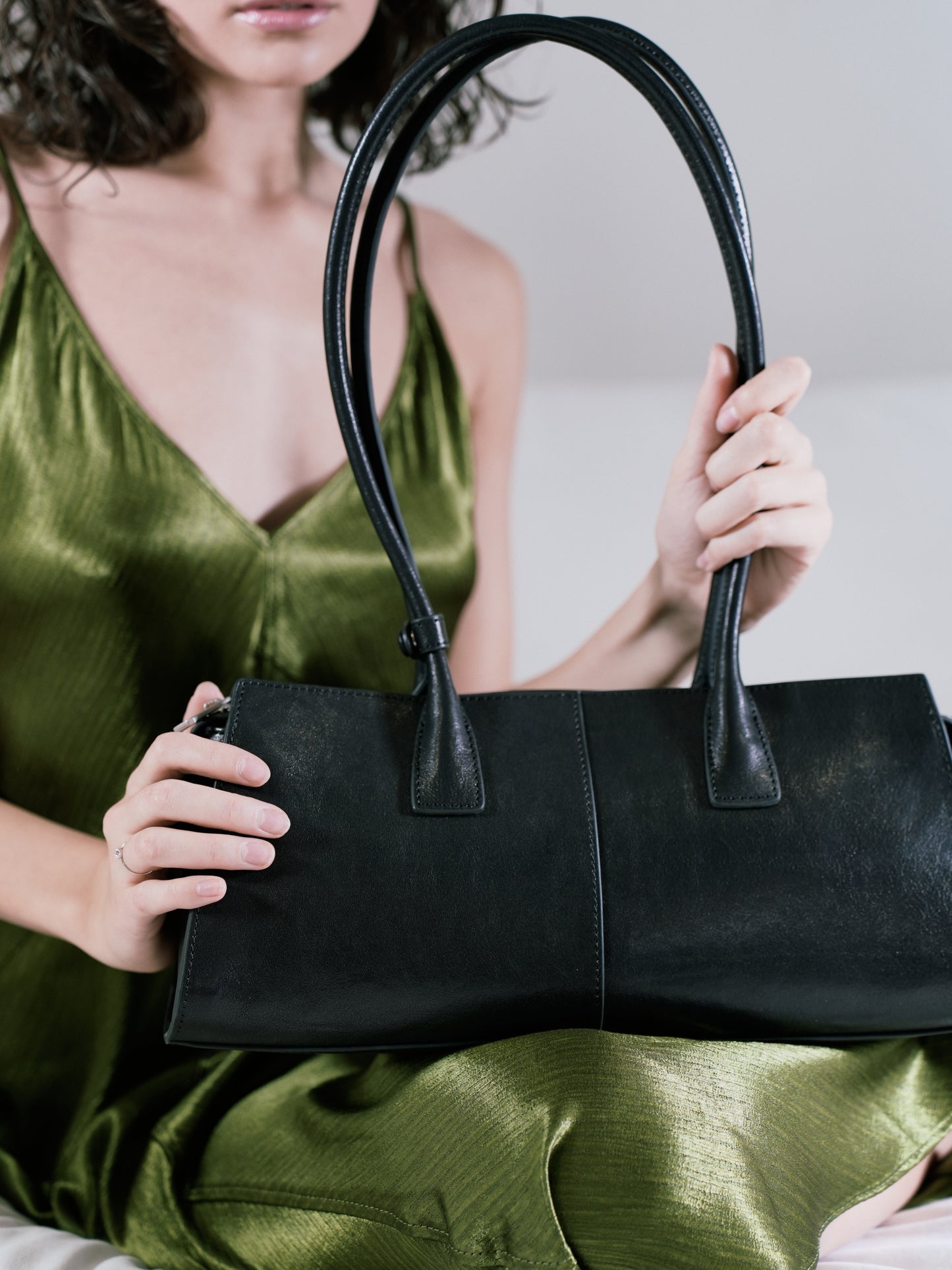 TOFFEE genuine leather tote bag