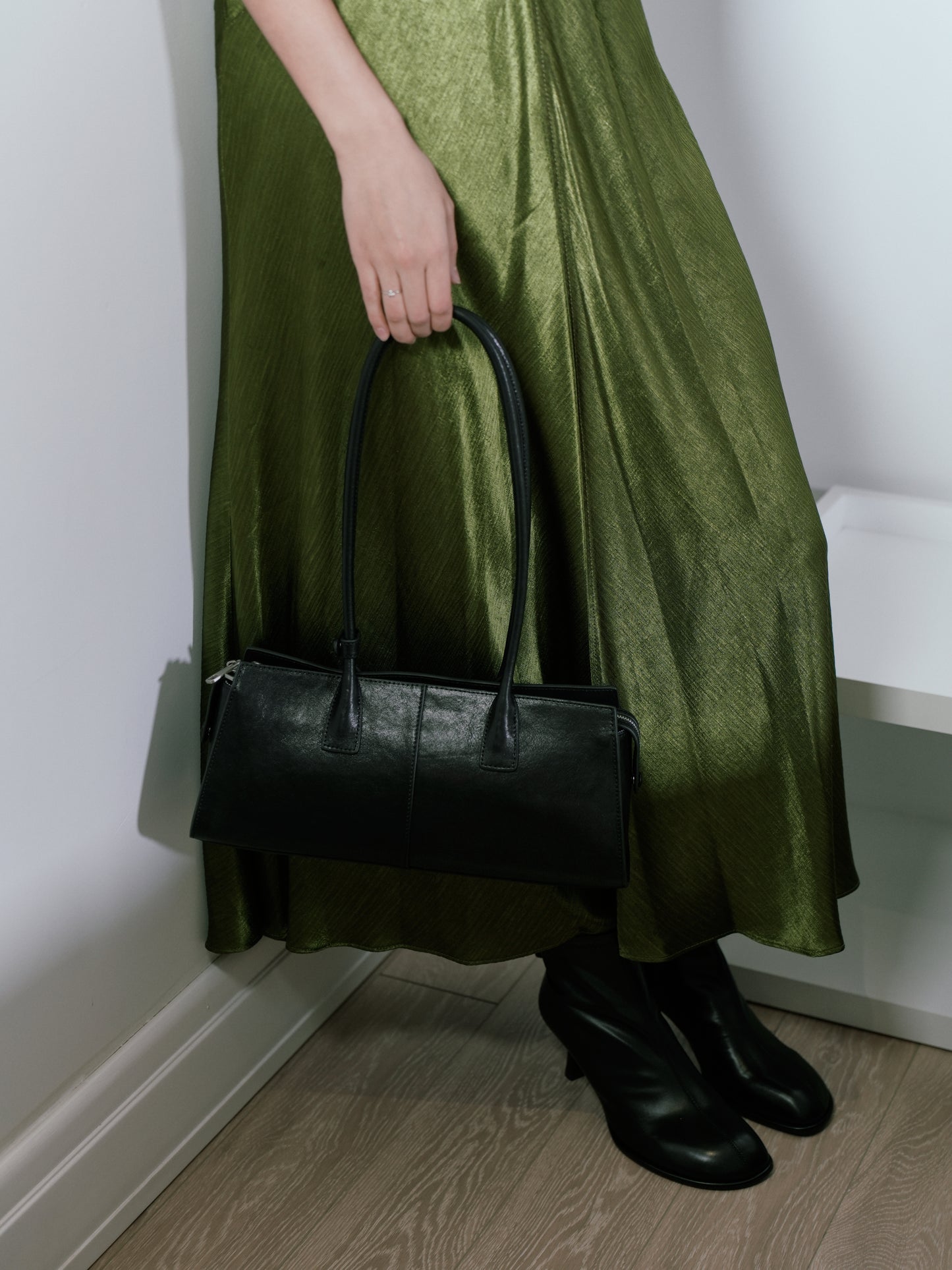 TOFFEE genuine leather tote bag