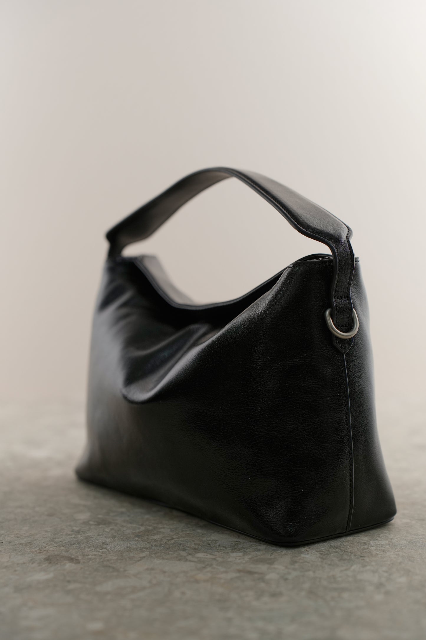 BETTY genuine leather crossbody bag