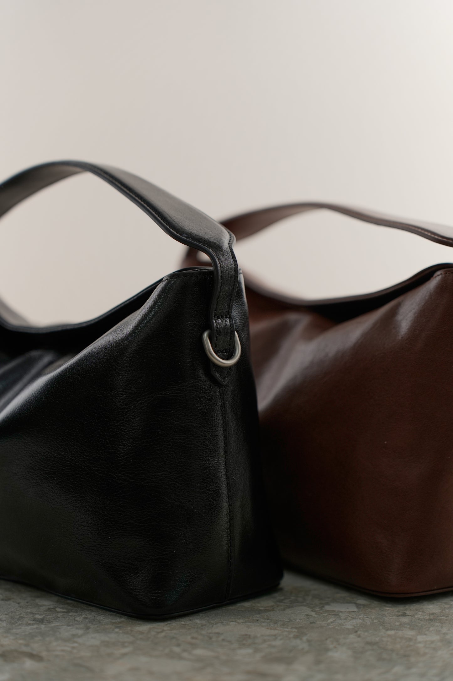 BETTY genuine leather crossbody bag