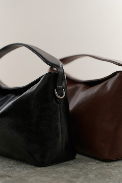 BETTY genuine leather crossbody bag