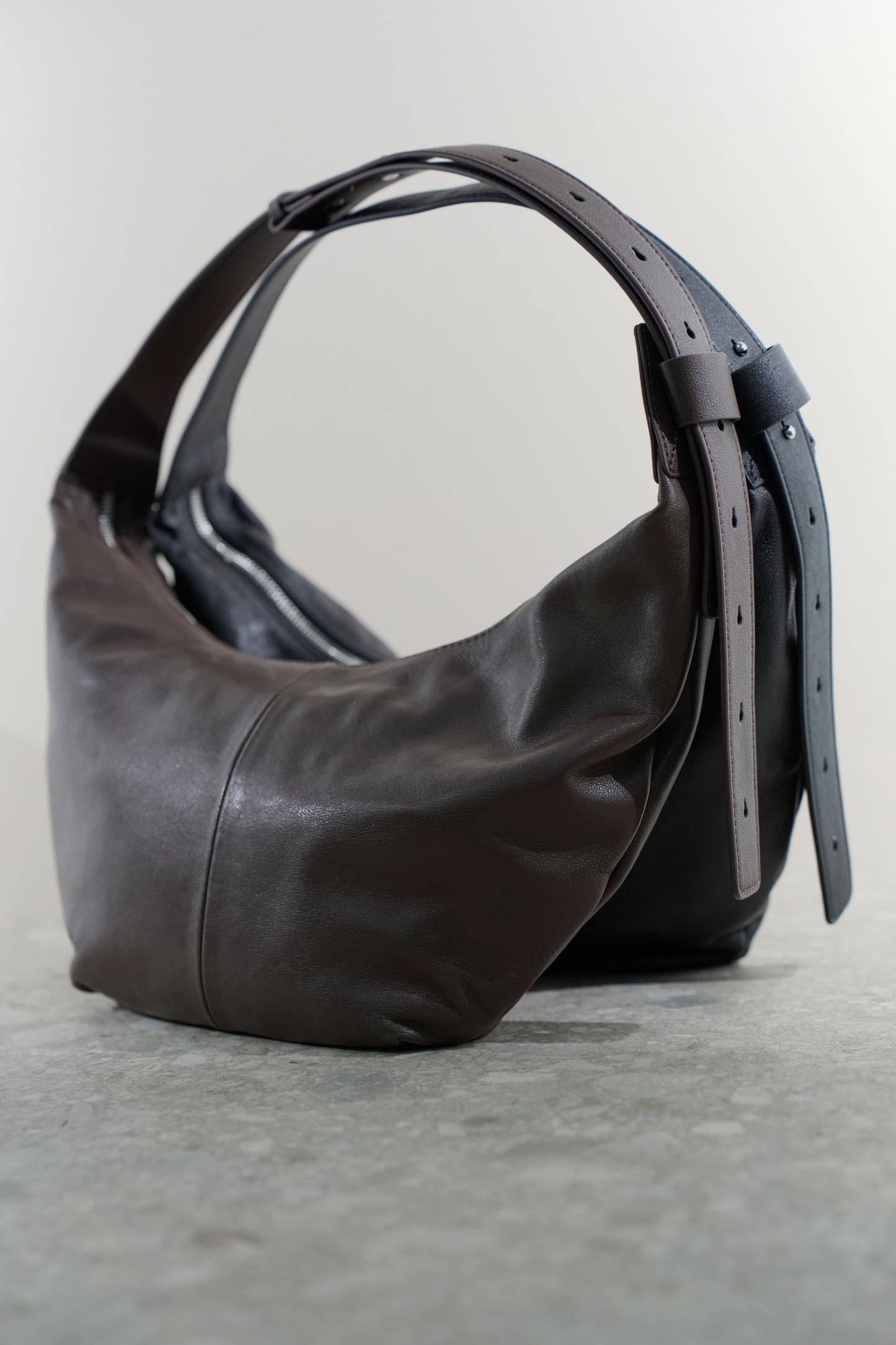 RUTH genuine leather baguette bag