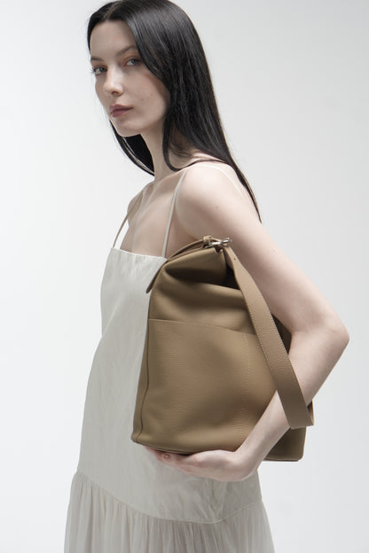 Genuine leather shopper bag