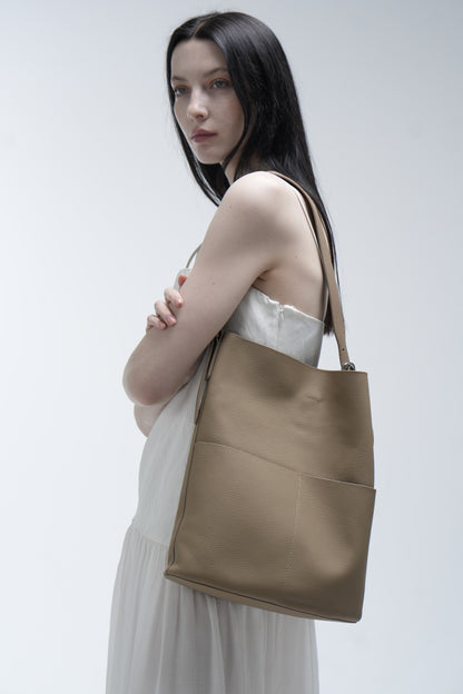 Genuine leather shopper bag
