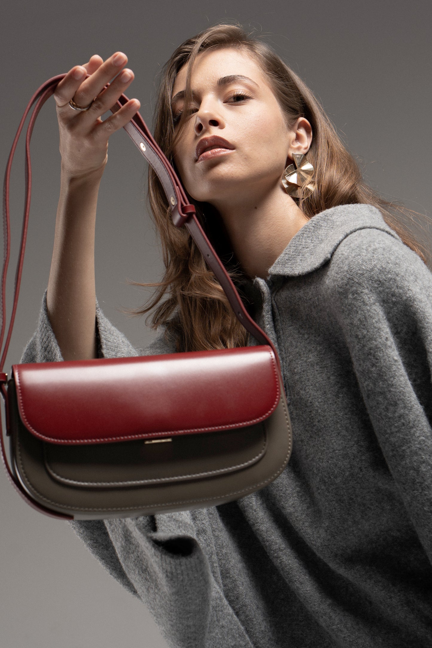 Genuine leather shoulder bag