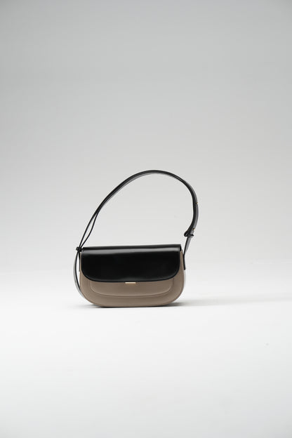 Genuine leather shoulder bag