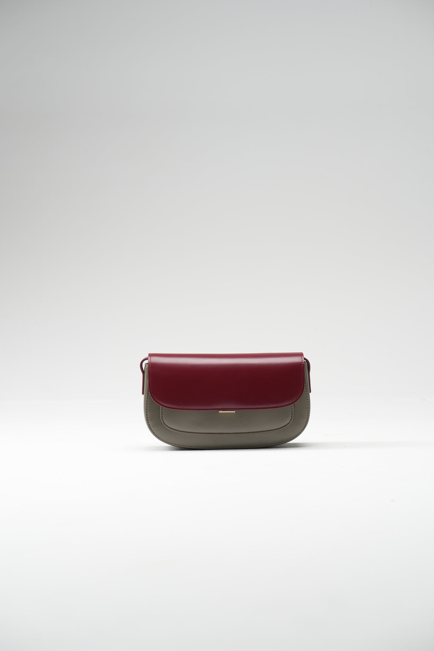 Genuine leather shoulder bag