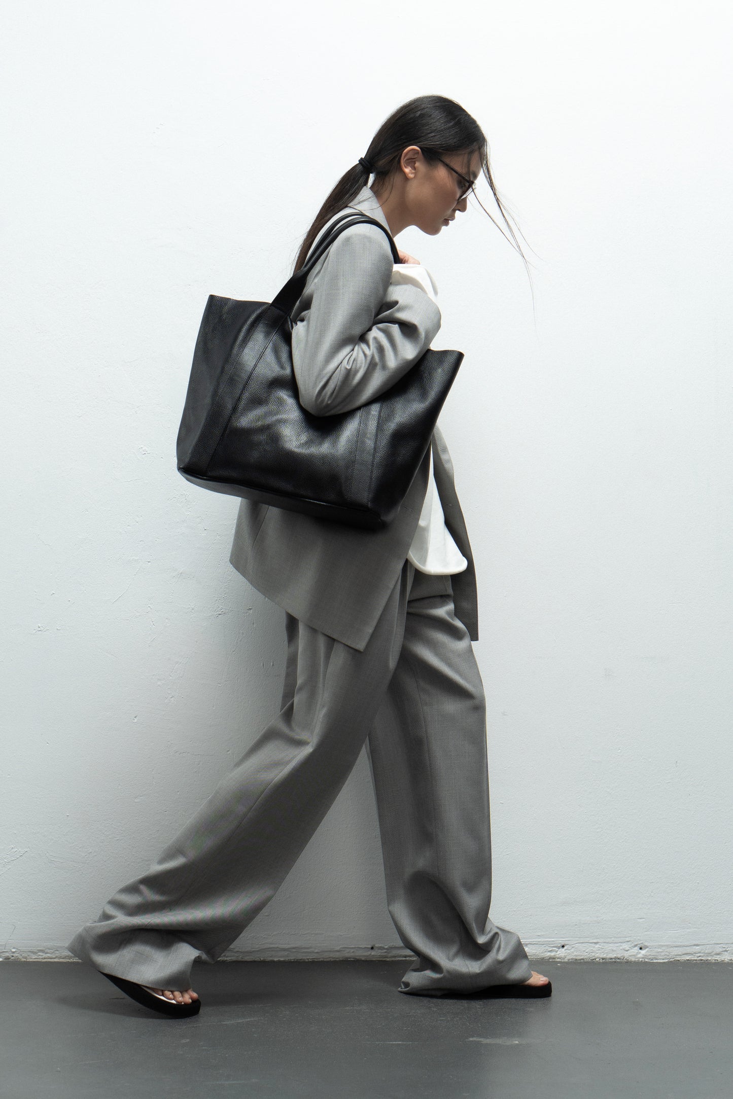 LUIZA shopper bag made of genuine leather