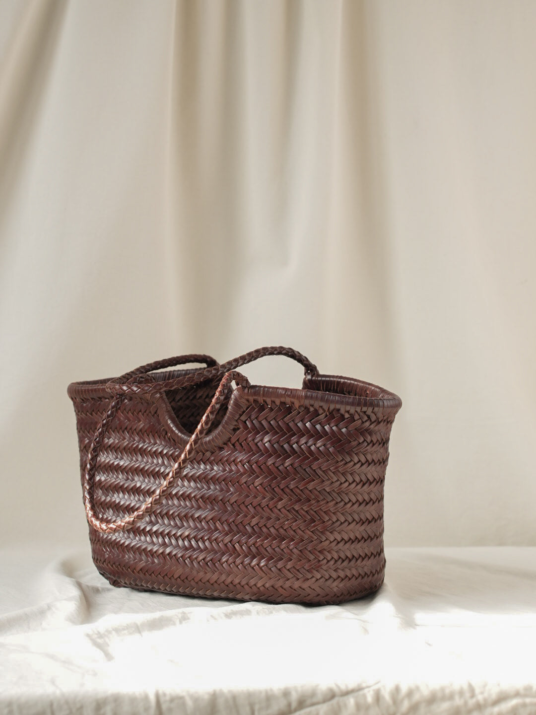 AGATHA Genuine leather tote bag