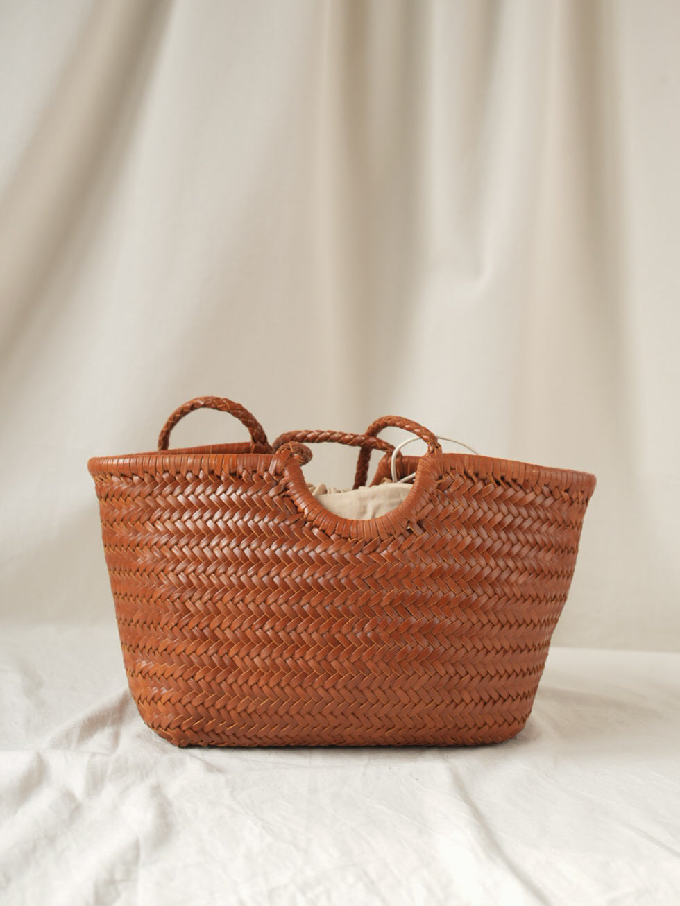 AGATHA Genuine leather tote bag