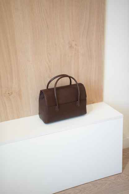 Genuine leather tote bag